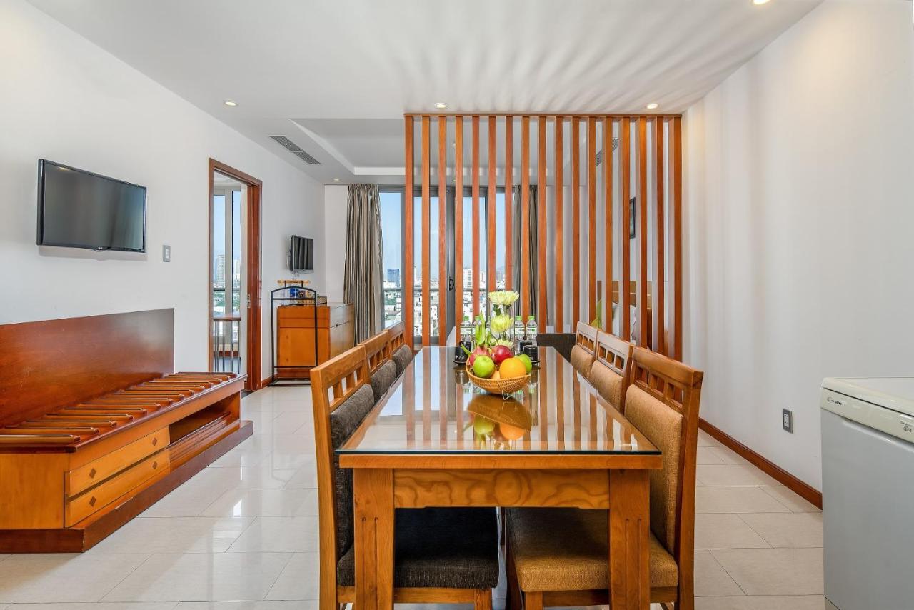 Ronal Hotel Da Nang Buitenkant foto