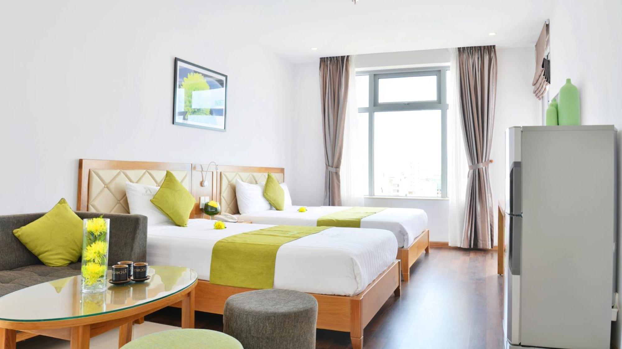 Ronal Hotel Da Nang Buitenkant foto