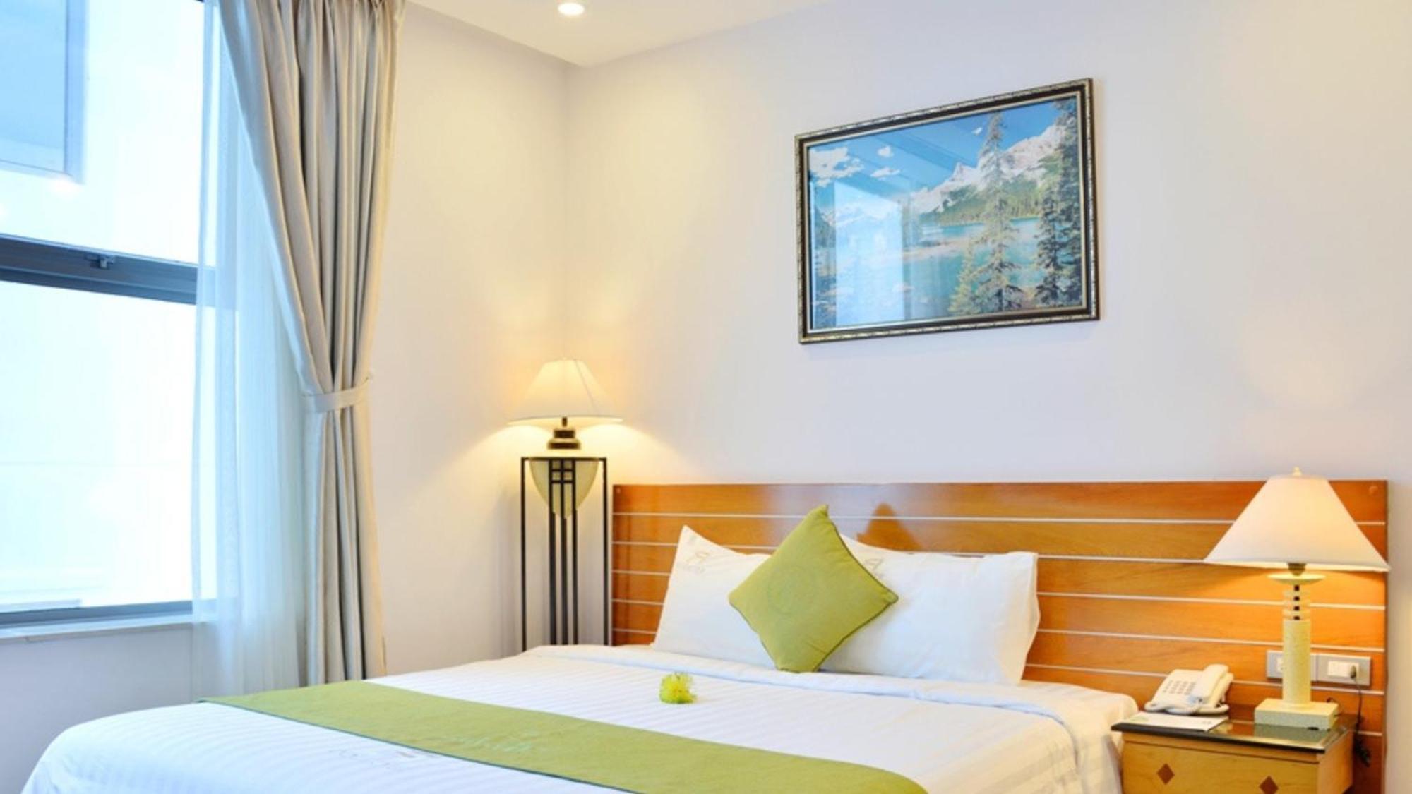 Ronal Hotel Da Nang Buitenkant foto