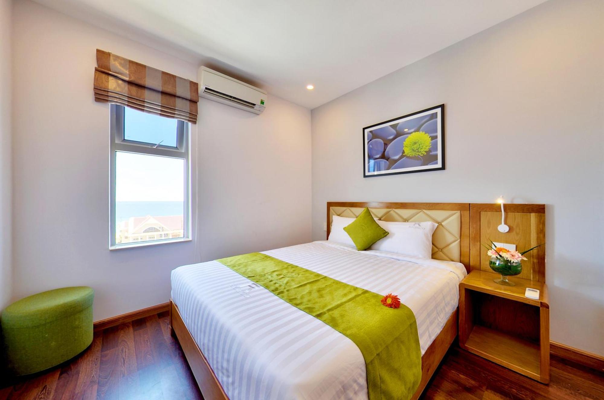 Ronal Hotel Da Nang Buitenkant foto